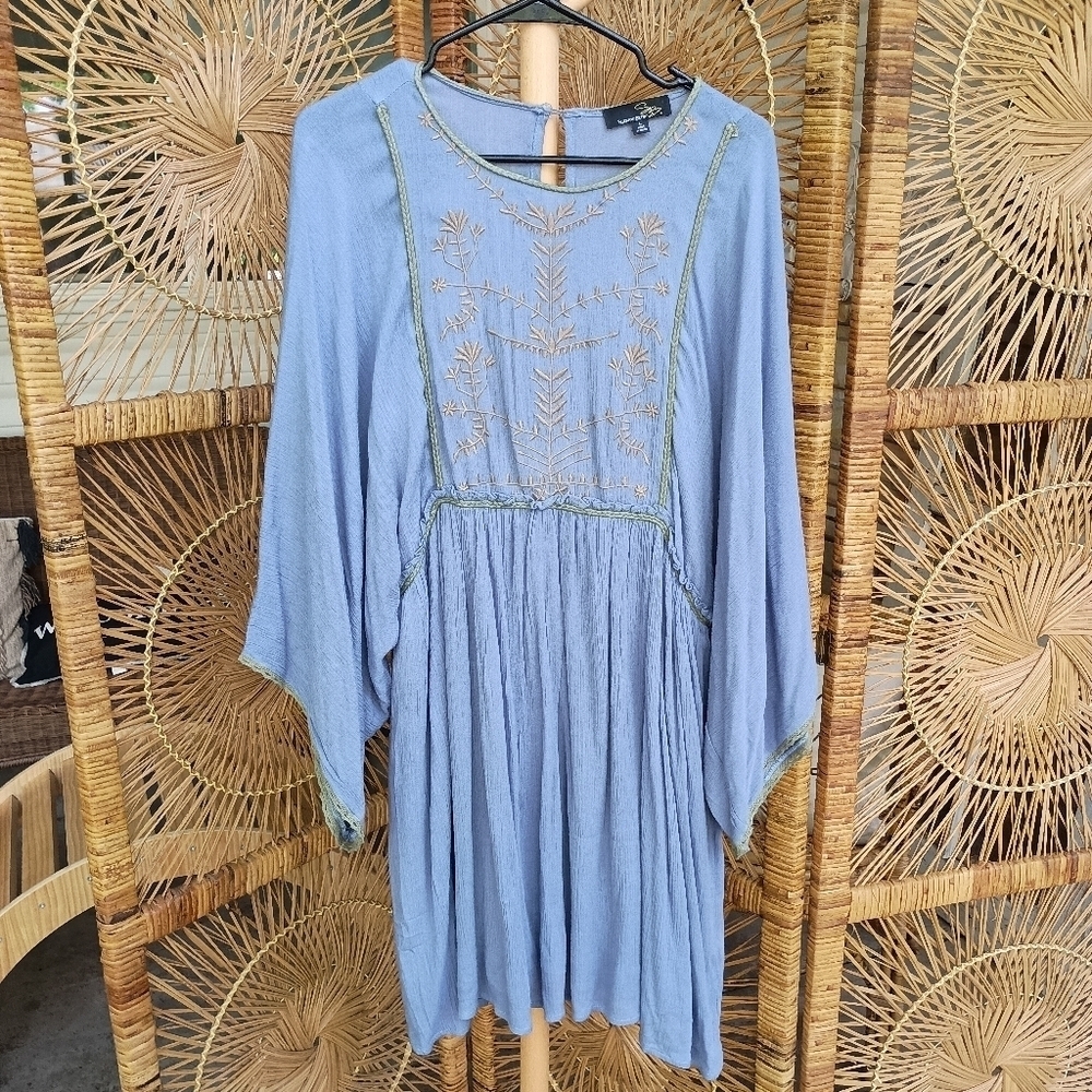 Suzanne Betro Embroidered Blue Women's Dress_ Large